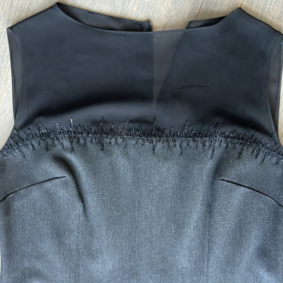 Cocktail Dress by Derishow . US Size 6 - Picture 2 of 14